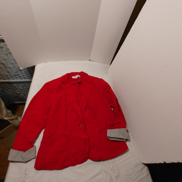 Red Short Jacket Size M 3/4 Sleeves 1 Button Front - Picture 5 of 8